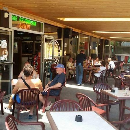 La Roulotte Du Pylone Hotel Антиб Екстериор снимка